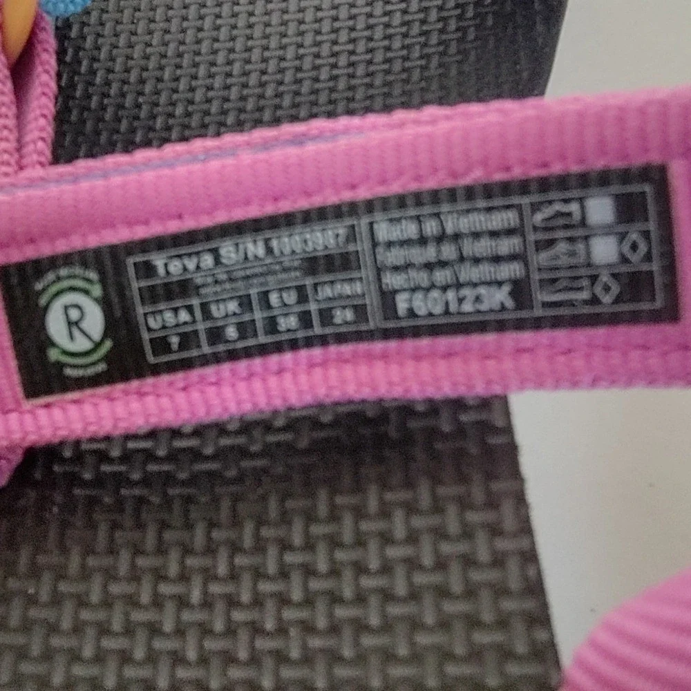 Teva Kids Original Universal Multi Color Block Sport Sandals Size 7 1003987K